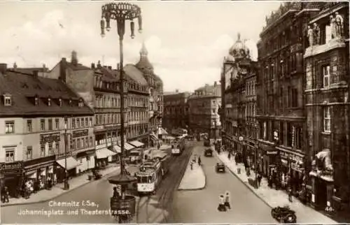 Ak Chemnitz in Sachsen, Johannisplatz, Theaterstraße, Geschäfte, Straßenbahnen