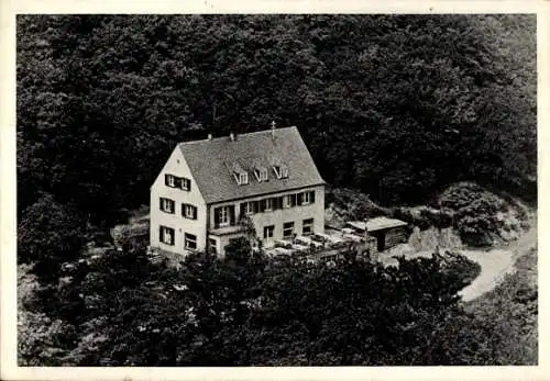 Ak Neustadt an der Weinstraße, Burgschänke beim Hambacher Schloss, Vogelperspektive