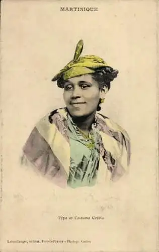 Ak Martinique, Frau in Volkstracht, Porträt