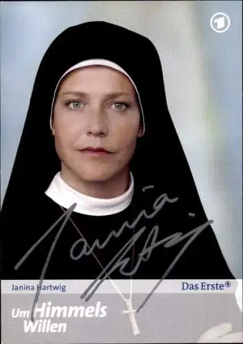 Ak Schauspielerin Janina Hartwig, Portrait, Nonne, Serie Um Himmels Willen, Autogramm