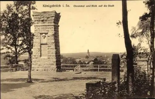 Ak Königsbrück in der Oberlausitz, Ehrenmal und Blick auf die Stadt