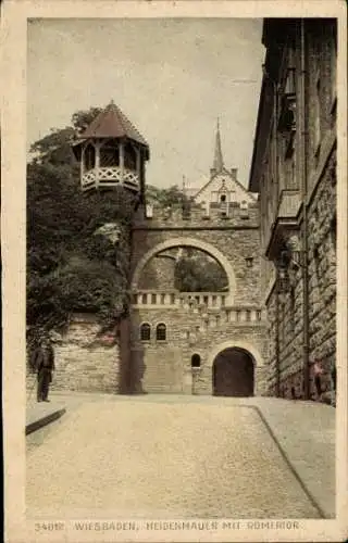 Ak Wiesbaden in Hessen, Heidenmauer, Römertor