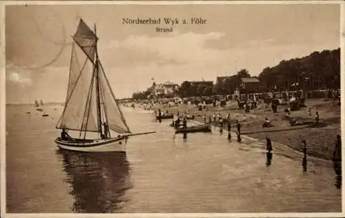 Ak Wyk auf Föhr, Nordseebad, Strandpartie mit Segelboot