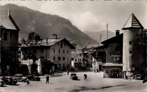 Ak Megève Haute Savoie, Kirchplatz, Rochebrune