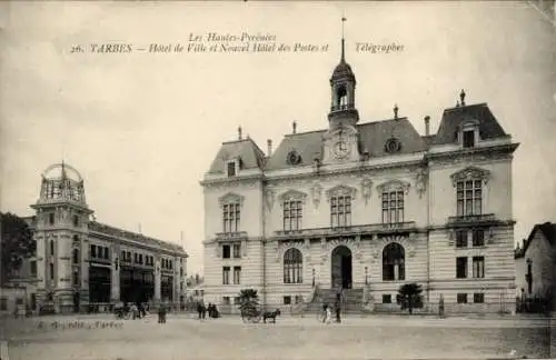 Ak Tarbes Hautes Pyrénées, Hotel de Ville, Nouvel Hotel des Postes et Telegraphes