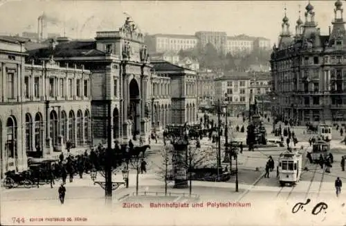 Ak Zürich Stadt Schweiz, Bahnhofplatz, Polytechnikum, Straßenbahnen