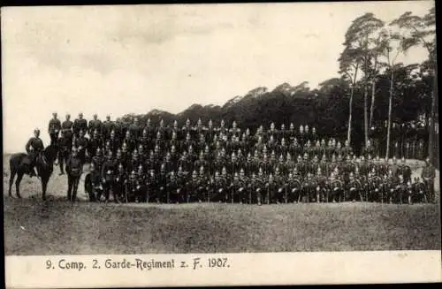 Ak Deutsche Soldaten in Uniformen, 9. Comp. 2. Garde-Regiment zu Fuß 1907