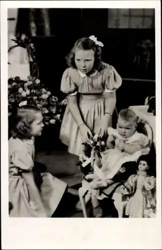 Ak Prinzessin Marijke der Niederlande, Erster Geburtstag 1948, Beatrix, Irene