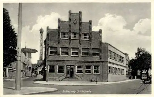 Ak Schleswig an der Schlei, Schleihalle, Straßenansicht