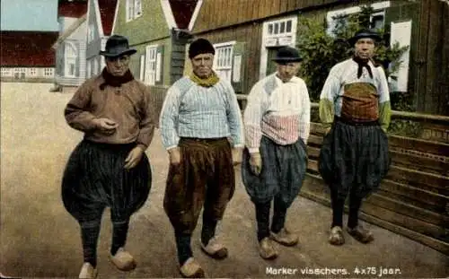 Ak Marken Nordholland, Alte Fischer in Tracht