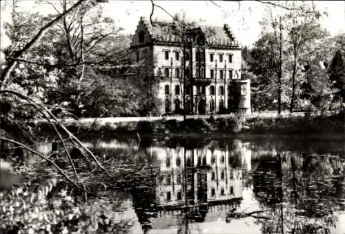 Ak Friedrichroda im Thüringer Wald, Schloss Reinhardsbrunn