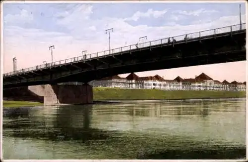 Ak Mannheim in Baden Württemberg, Wasserpartie an der Friedrich Ebert Brücke, Blick auf Krankenhaus