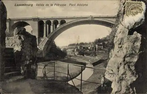 Ak Luxembourg Luxemburg, Pont Adolphe, Vallee de la Petrusse