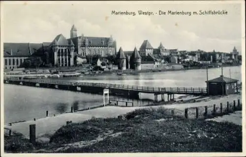 Ak Malbork Marienburg Westpreußen, Die Marienburg mit Schiffsbrücke