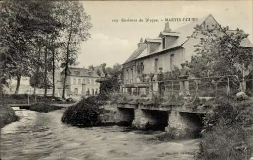 Ak Martin Eglise Seine Maritime, Brücke, Bach, Soldaten, Häuser