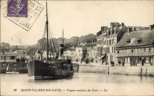 Ak Saint Valery en Caux Seine Maritime, Dampfer verlässt den Hafen