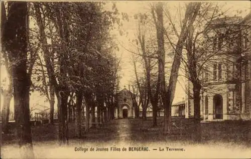 Ak Bergerac-Dordogne, Girls’ College, Terrace