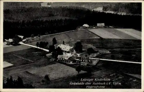 Ak Grünheide Auerbach im Vogtland Sachsen, Leipziger Kinderheim, Fliegeraufnahme