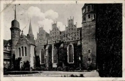 Ak Merseburg an der Saale, Schlosshof, Domseite