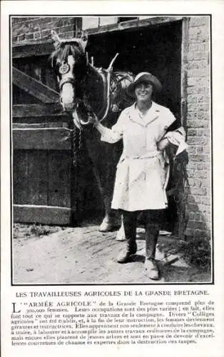 Ak The Women Agricultural Workers of Great Britain, Frau mit Pferd