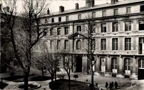 Ak Versailles Yvelines, Hopital Militaire, Dominique Larrey, Vue interieure