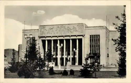 Ak Berlin Friedrichshain, Deutsche Sporthalle in der Stalinallee