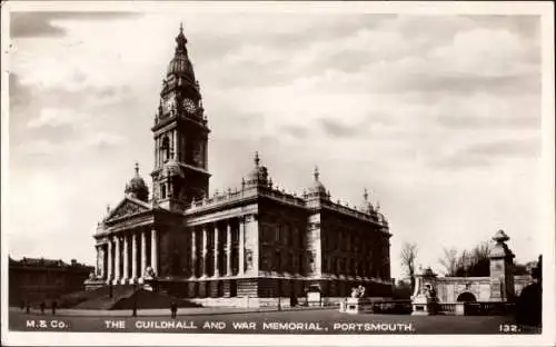 Ak Portsmouth Hampshire England, Guidhall, Kriegsdenkmal