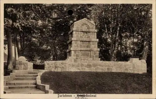 Ak Osjorsk Darkehmen Ostpreußen, Heldendenkmal