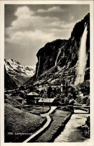 Ak Lauterbrunnen Kanton Bern, Teilansicht, Wasserfall