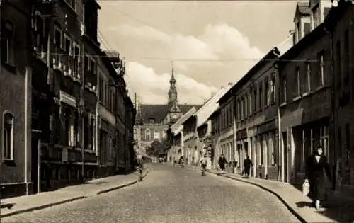 Ak Dahlen in Sachsen, Bahnhofstraße mit Blick zum Rathaus