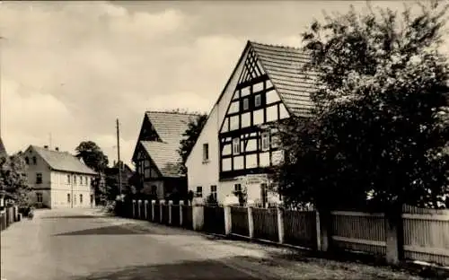 Ak Ehrenhain Nobitz im Altenburger Land, Waldenburger Straße