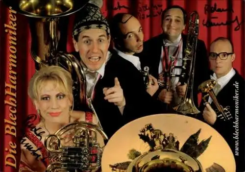 Ak Musikgruppe Die BlechHarmoniker, Portrait mit Musikinstrumenten, Autogramme