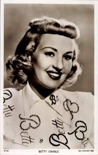 Ak Schauspielerin Betty Grable, Portrait