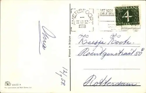 Künstler Ak Walt Disney, Donald Duck, Bambi, Tick, Trick, Track, Schweinchen