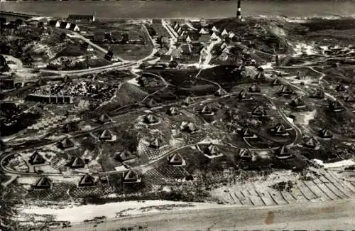 Ak Hörnum auf Sylt Nordfriesland, Gesamtansicht, Strand, Luftaufnahme