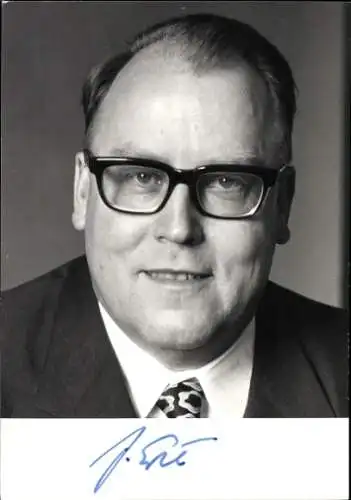 Ak Politiker Josef Ertl, Bundesminister für Ernährung, Landwirtschaft und Forsten, Autogramm