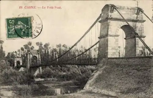 Ak Cosne Nièvre, die kleine Brücke