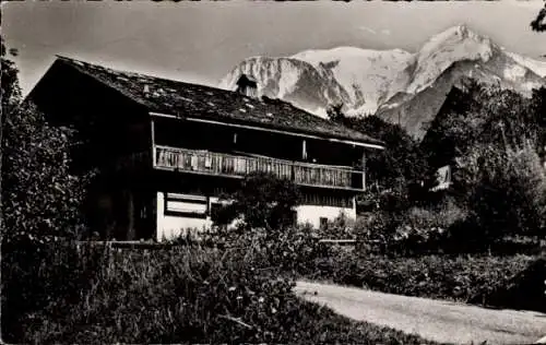 Ak Saint Nicolas de Veroce Haute Savoie, Massif du Mont Blanc, Gebäude