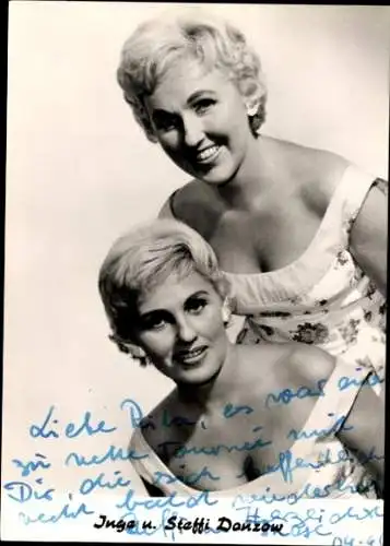 Ak Sängerinnen Inga und Steffi Danzow, Portrait, Autogramme