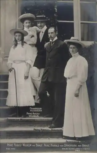 Ak Prinz August Wilhelm von Preußen, Prinz Harald von Dänemark, Alexandra, Margarethe, Helena