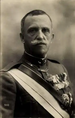 Ak Vittorio Emanuele III., König Viktor Emanuel III. von Italien, Portrait