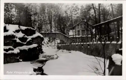 Ak Thale im Harz, Bodetal, Hotel Königsruhe, Winter, Brücke