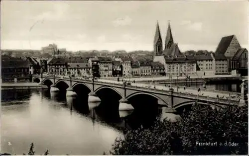 Ak Frankfurt an der Oder, Oderbrücke, Kirche