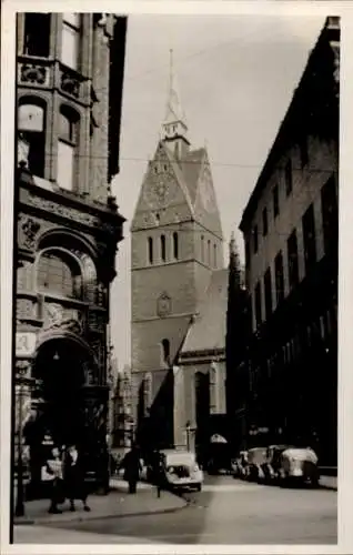 Foto Ak Hannover in Niedersachsen, Teilansicht, Kirche