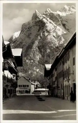Ak Mittenwald in Oberbayern, Teilansicht, Viererspitze
