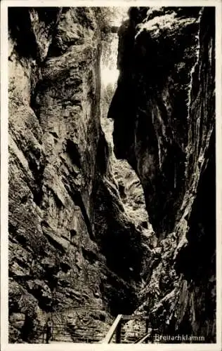 Ak Tiefenbach Oberstdorf im Oberallgäu, Breitachklamm, Zwingsteg