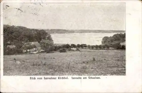 Ak Lassahn Zarrentin am Schaalsee, Blick vom Lassahner Kirchhof