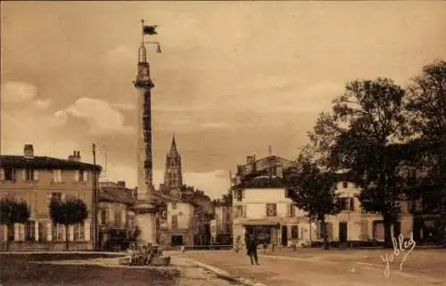 Ak Saintes Charente-Maritime, Place Blair, Kirche St. Eutrope