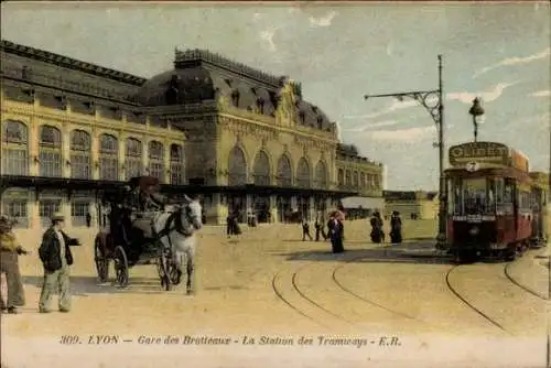 Ak Lyon Rhône, Bahnhof Brotteaux, Straßenbahnhaltestelle