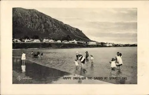 Ak Stanley Australien, Glückliche Tage im Sand